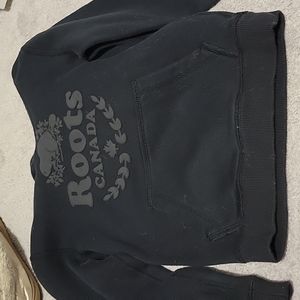 Kids size small roots hoodie